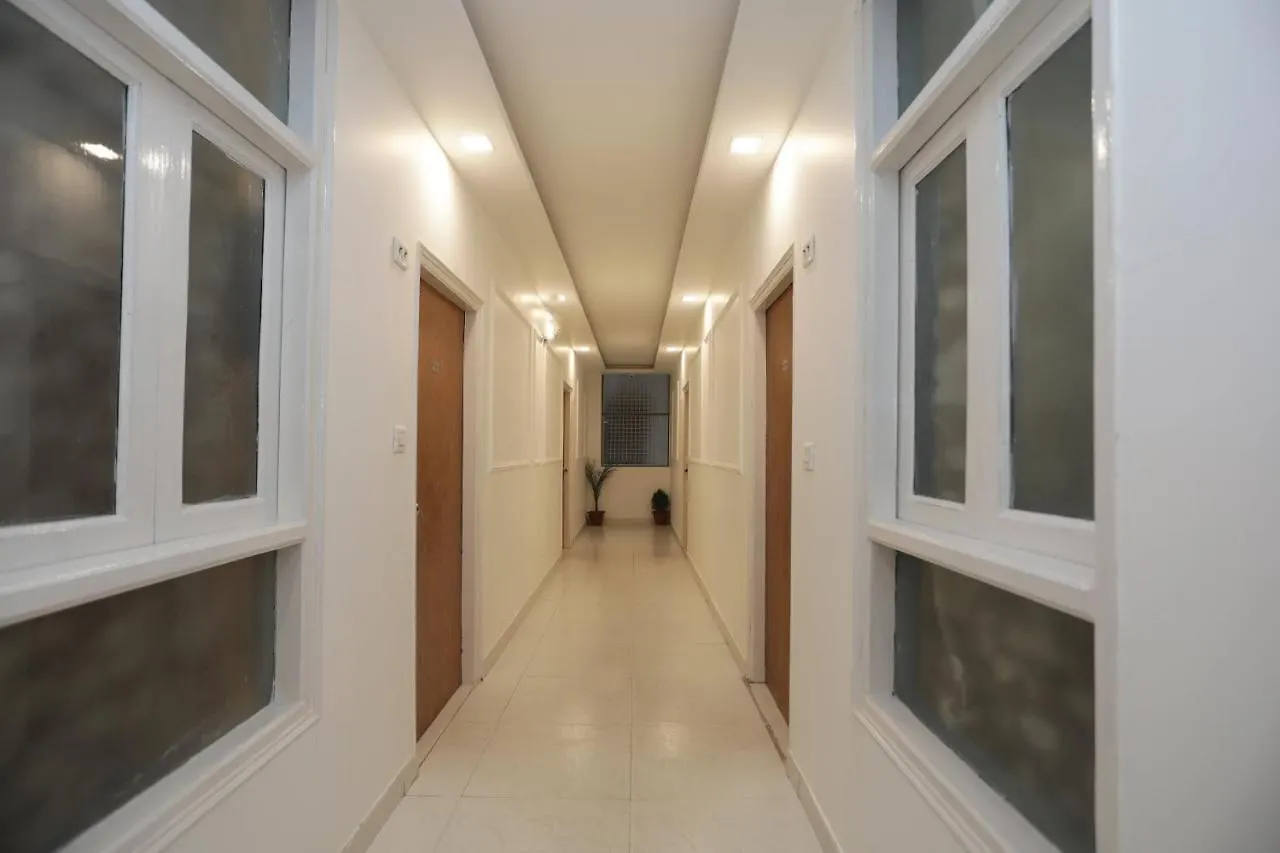 ***  Oyo Hotel Qubic Stay New Delhi India